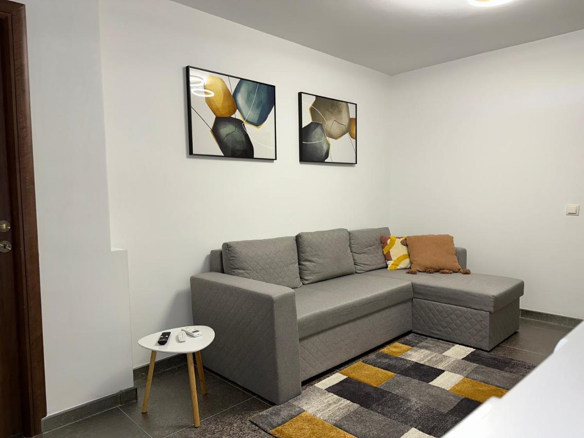 Xox Comfort Obregia Bucharest Exterior photo